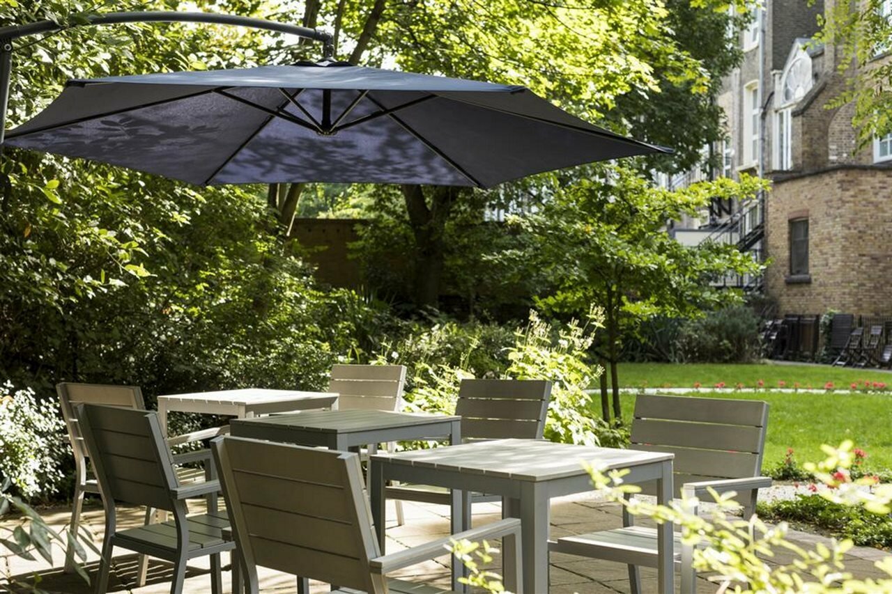 Фото Ember Locke Kensington