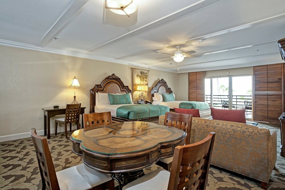 Фото Pacific Terrace Hotel