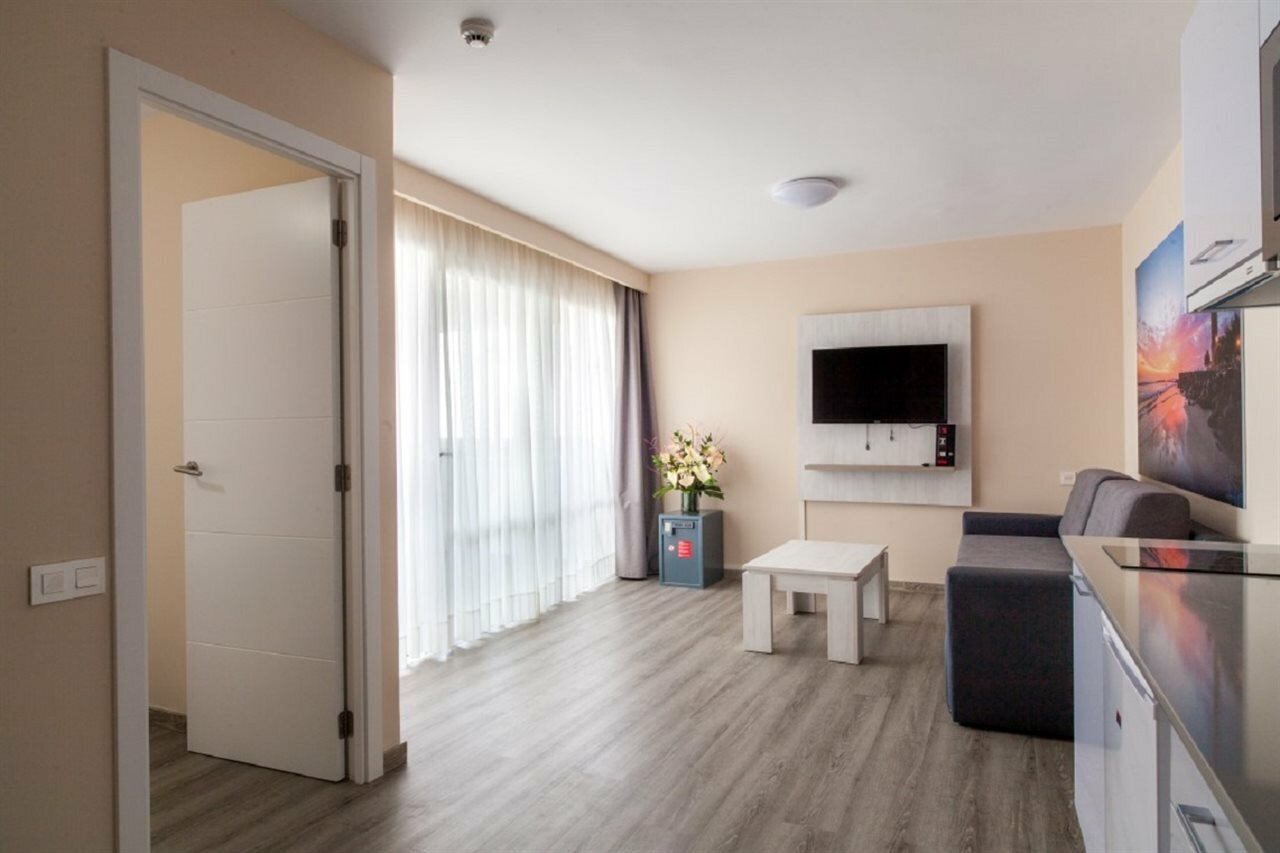 Фото Corona Roja