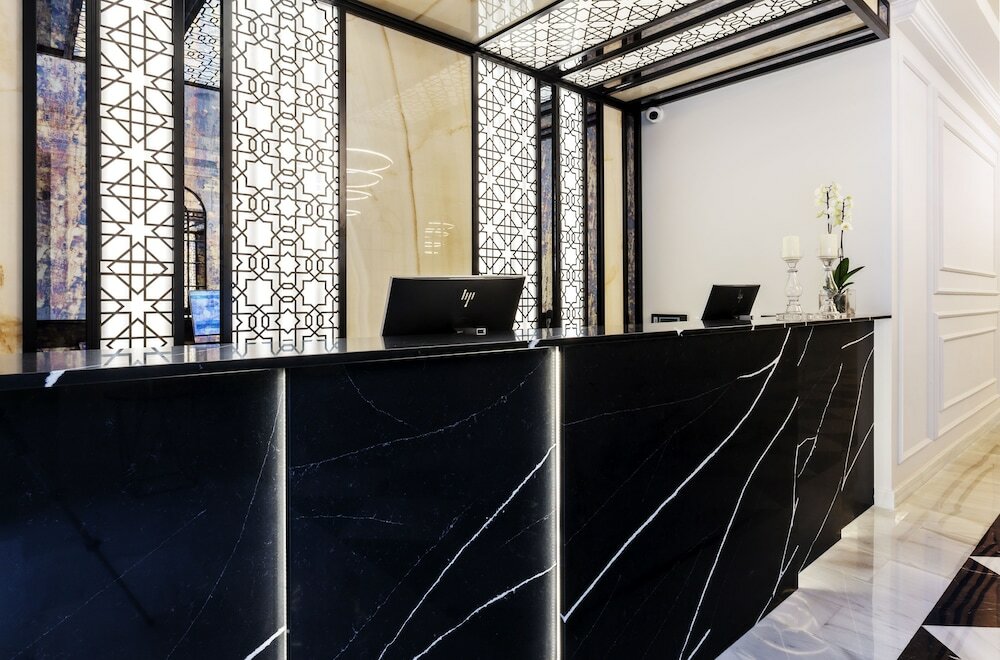 Фото Eurostars Puerta Real Hotel