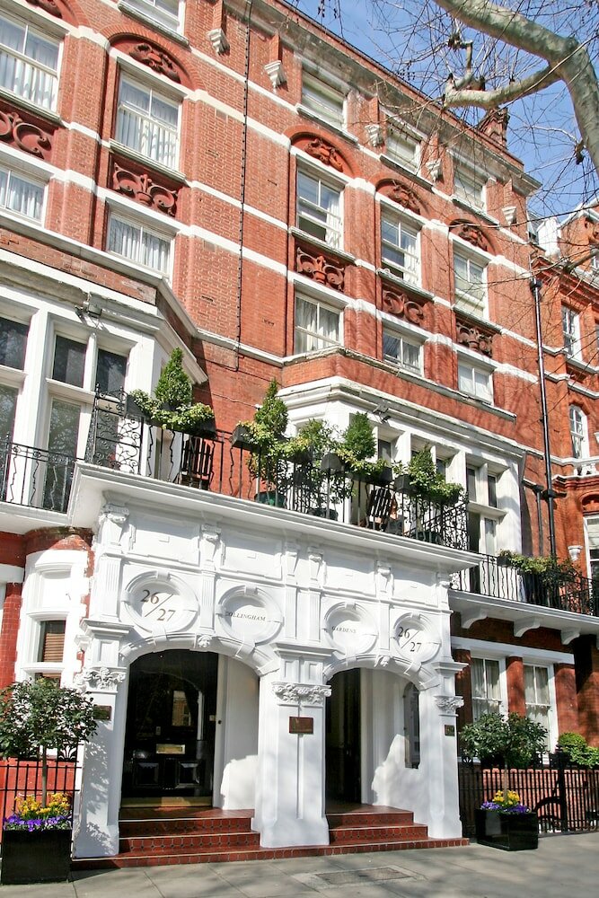 Фото Collingham Serviced Apartments