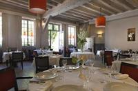 Фото Aux Vieux Remparts