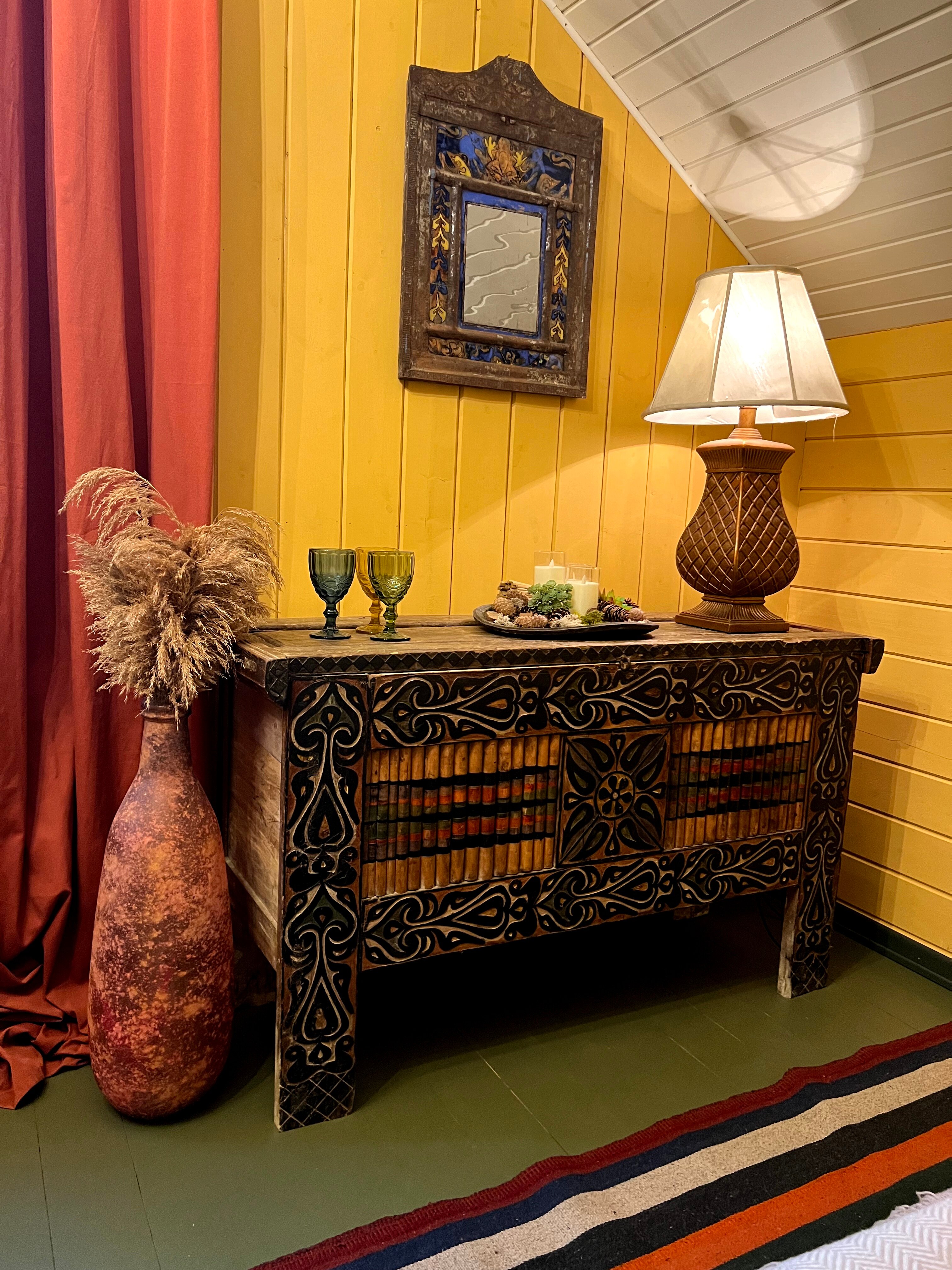 Фото Домик в лесу