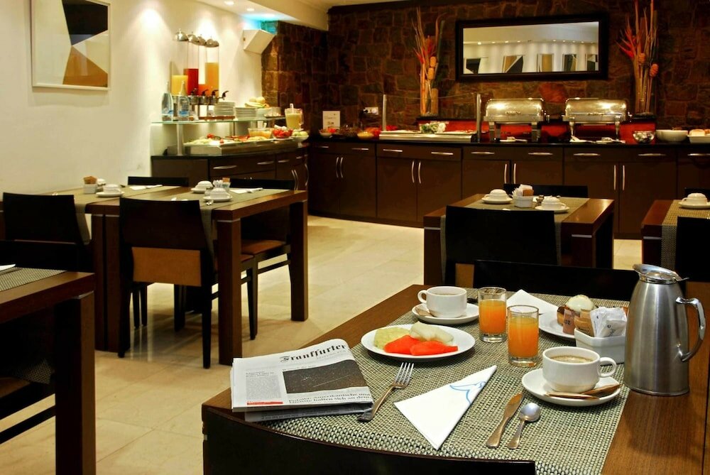 Фото Grupotel Gravina