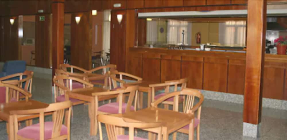 Фото Hotel Villa de Pinto