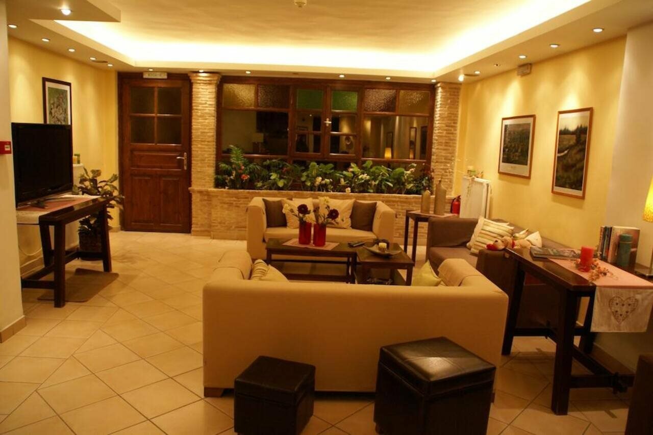 Фото Yria Hotel