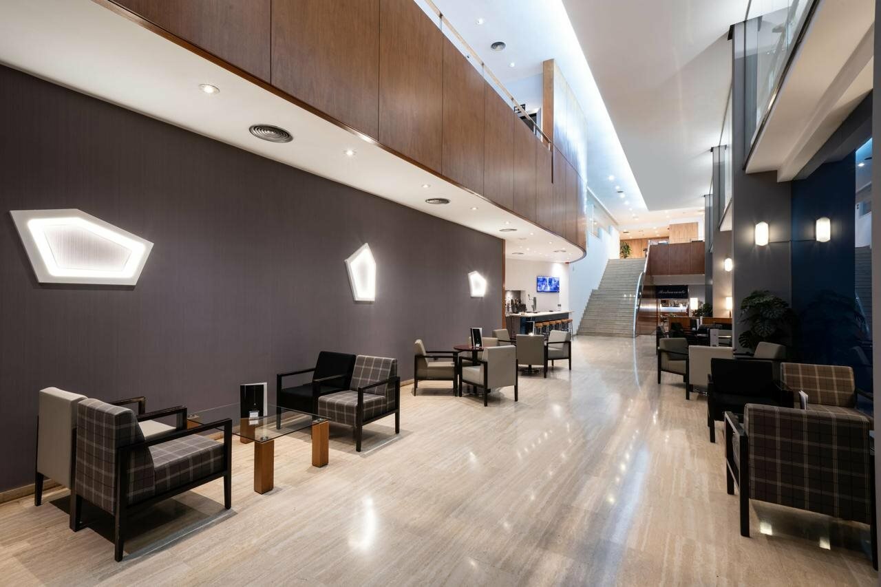 Фото Catalonia Gran Hotel Verdi