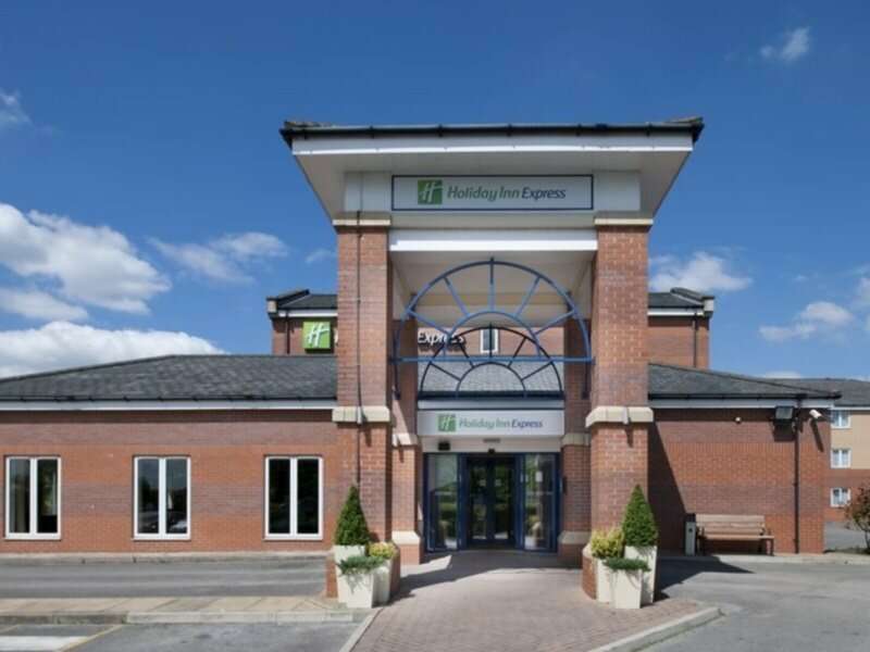 Фото Holiday Inn Express Manchester East, an Ihg Hotel