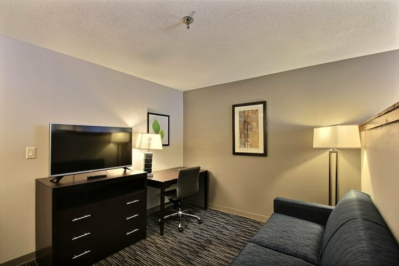 Фото Baymont by Wyndham Madison West/Middleton Wi West