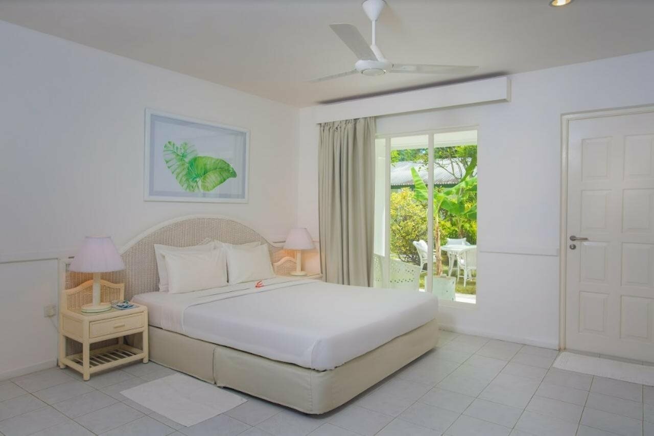 Фото Equator Village 