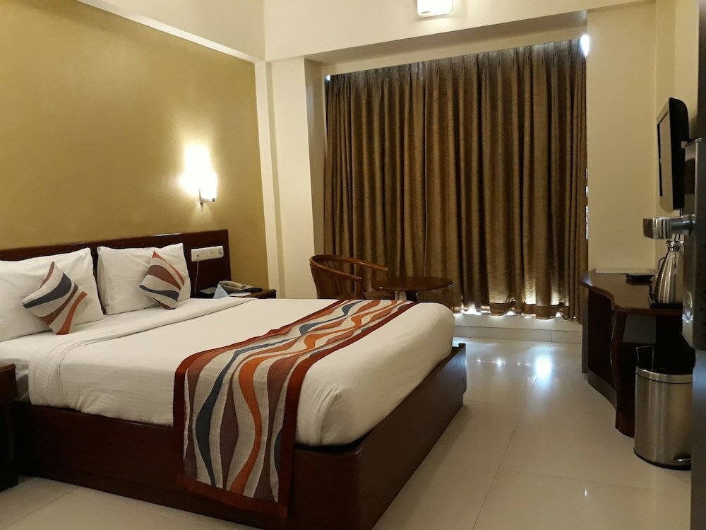 Фото Hotel Shubhangan
