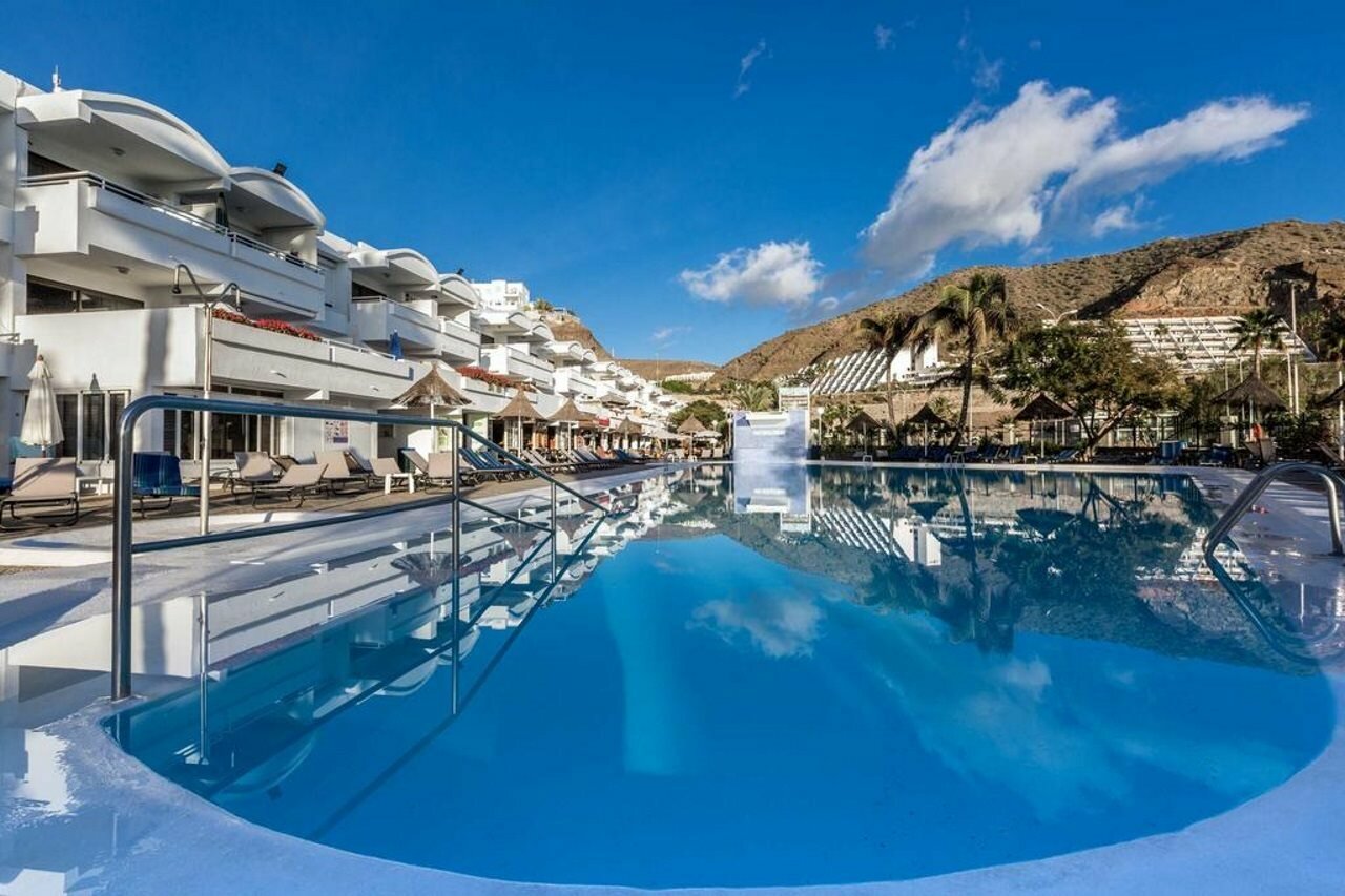 Фото Apartamentos Portonovo