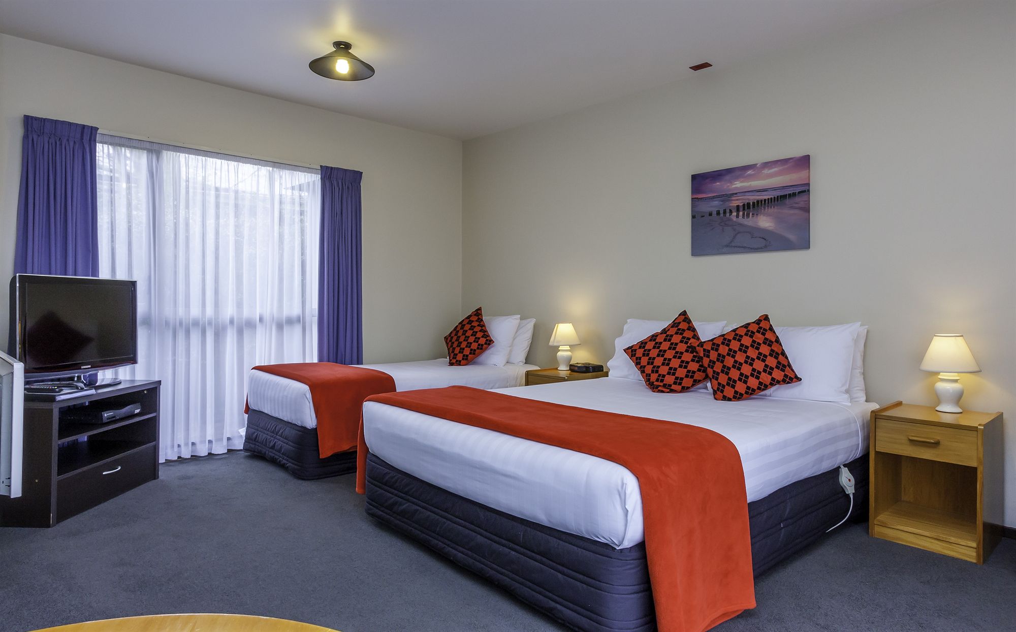 Фото Deans Bush Motel