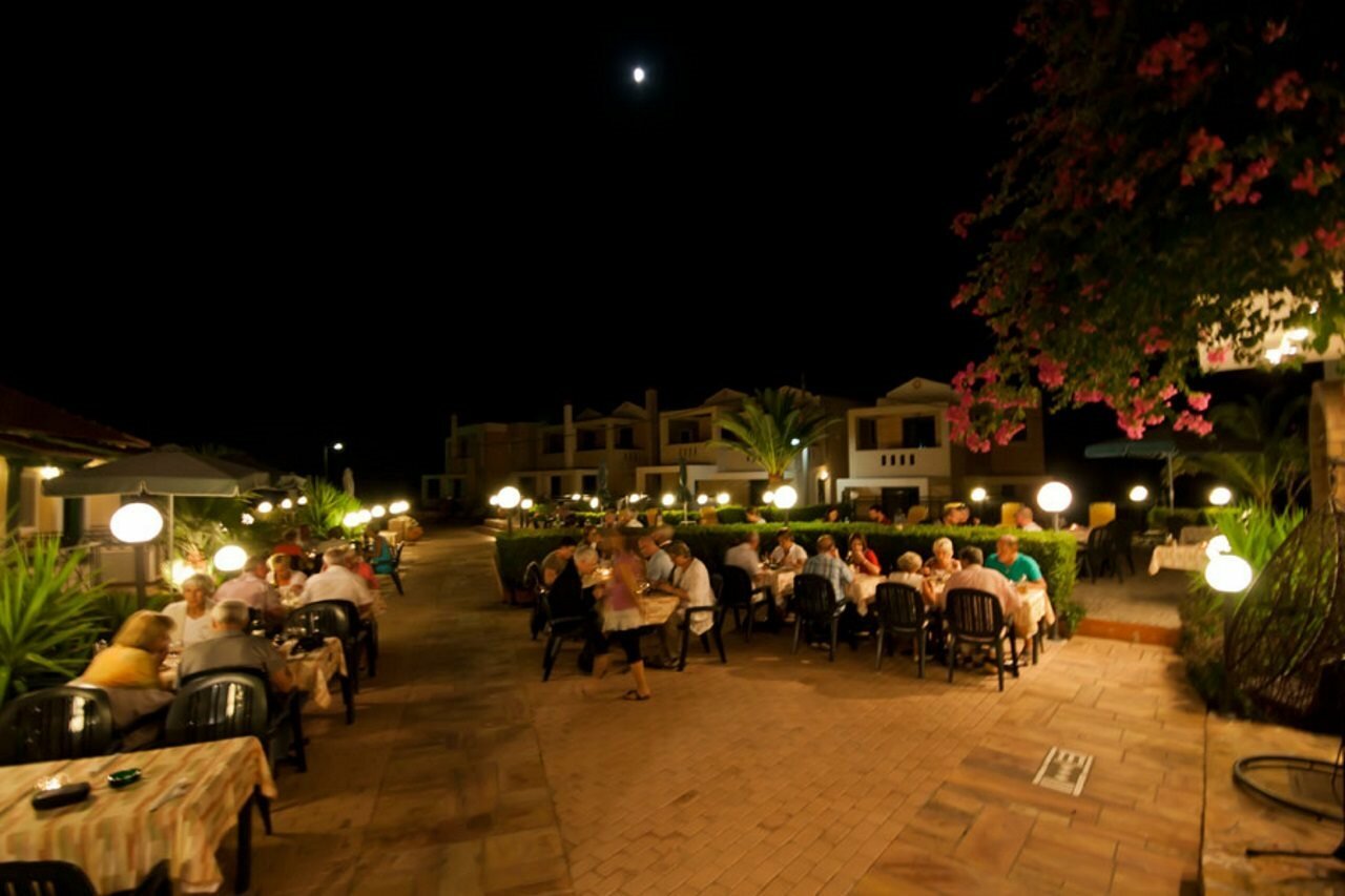 Фото Sun Village Hotel