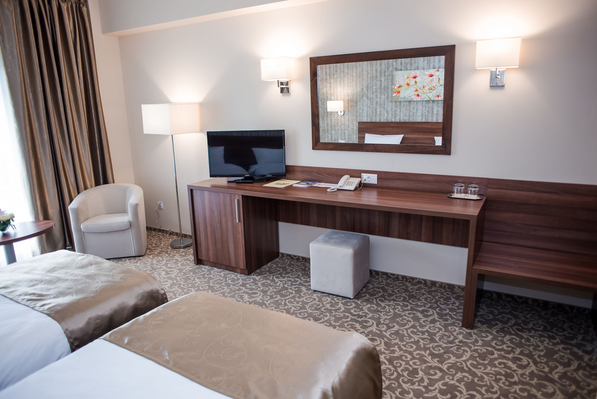 Фото Hotel Arnia