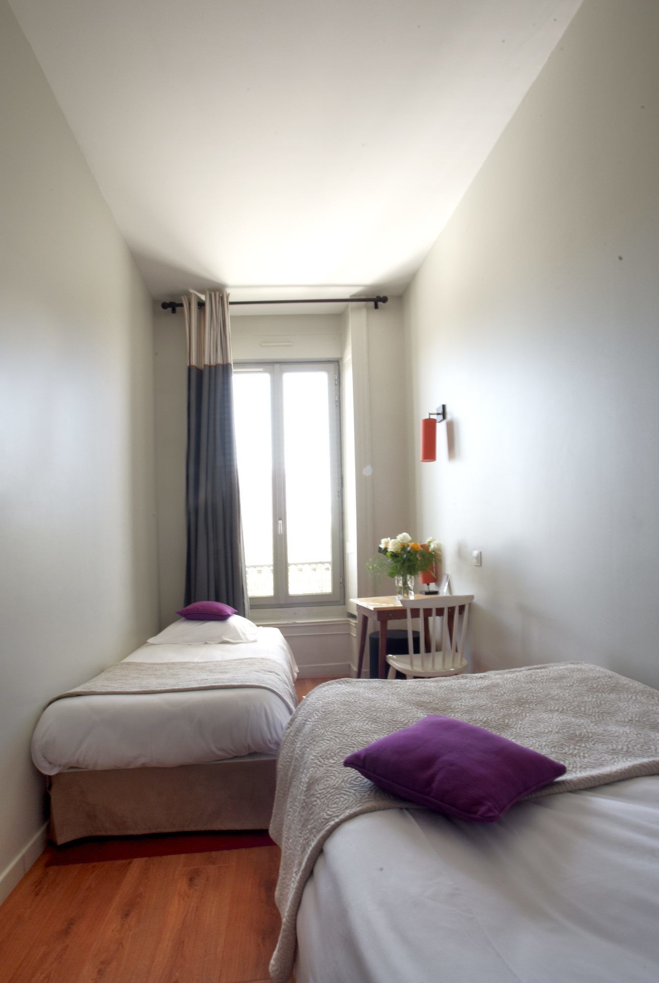 Фото Hotelo Lyon Charité