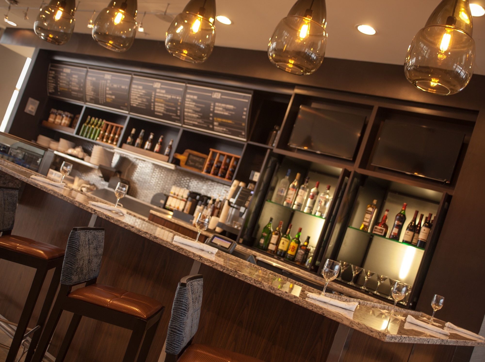 Фото Courtyard Aberdeen at Ripken Stadium