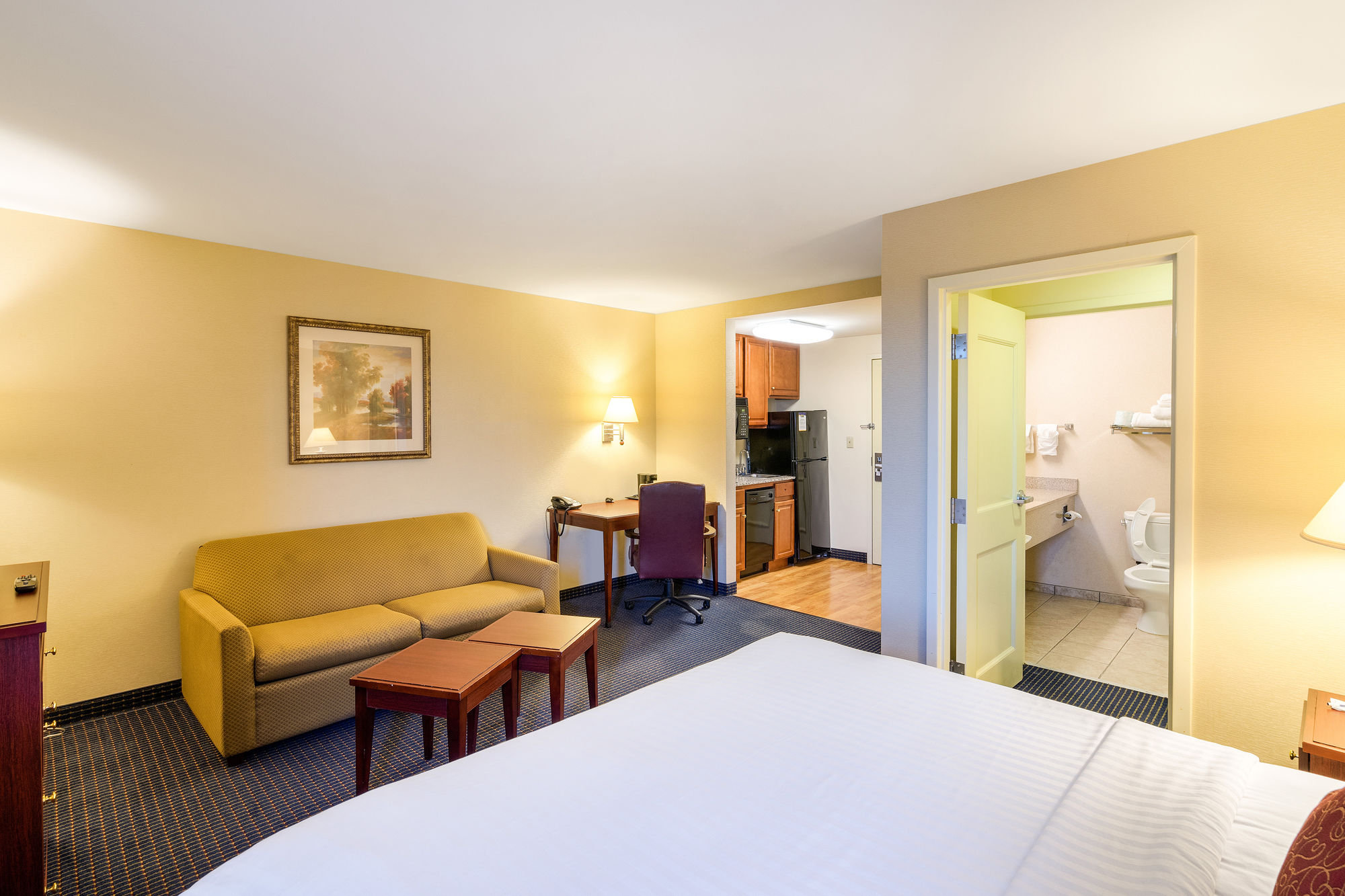 Фото MainStay Suites Dover