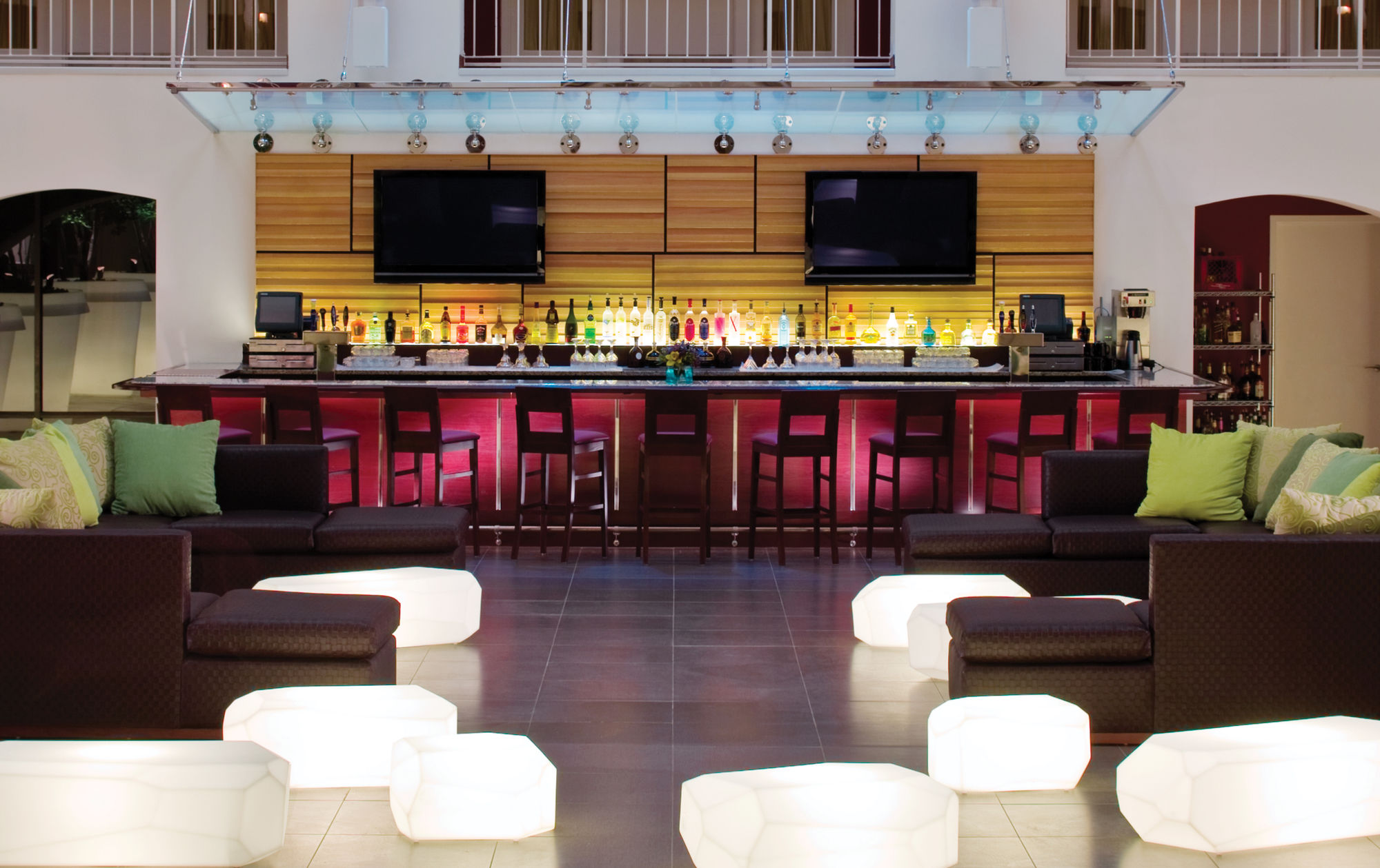 Фото HoteLumiere at the Arch