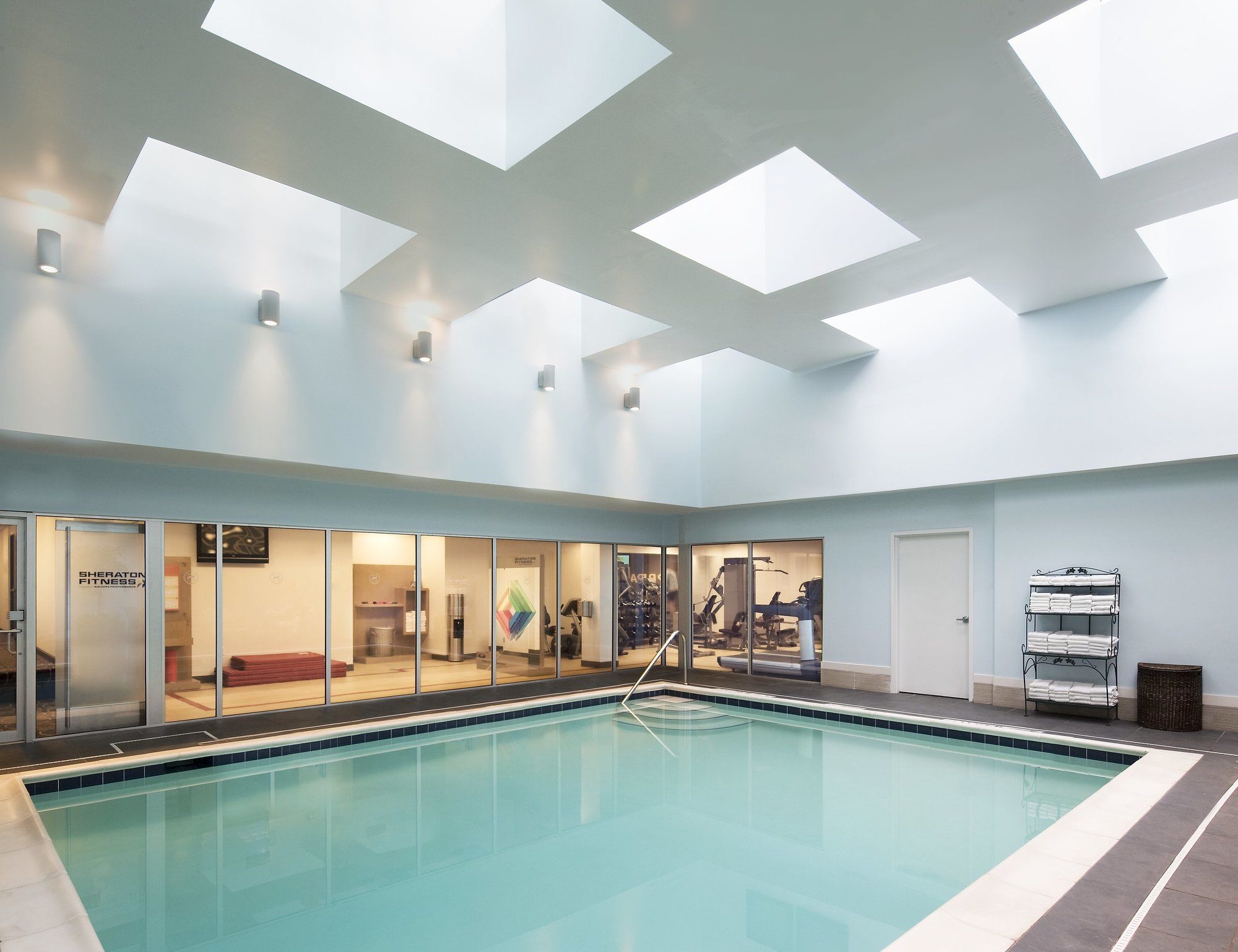 Фото The Stamford Hotel