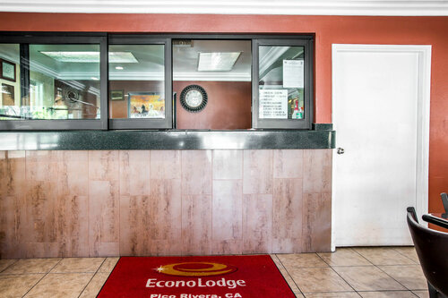 Гостиница Econo Lodge Pico Rivera в Дауни