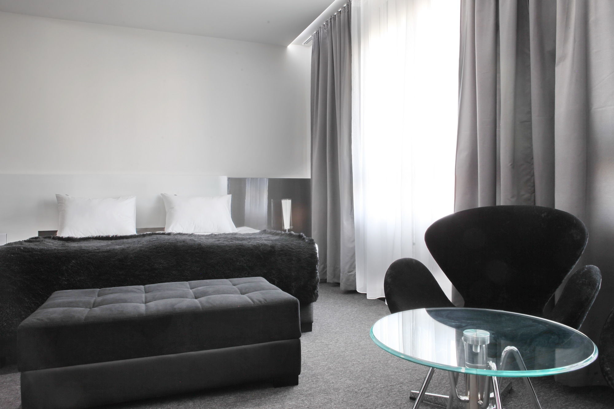Фото Nova City Signature Collection Hotel