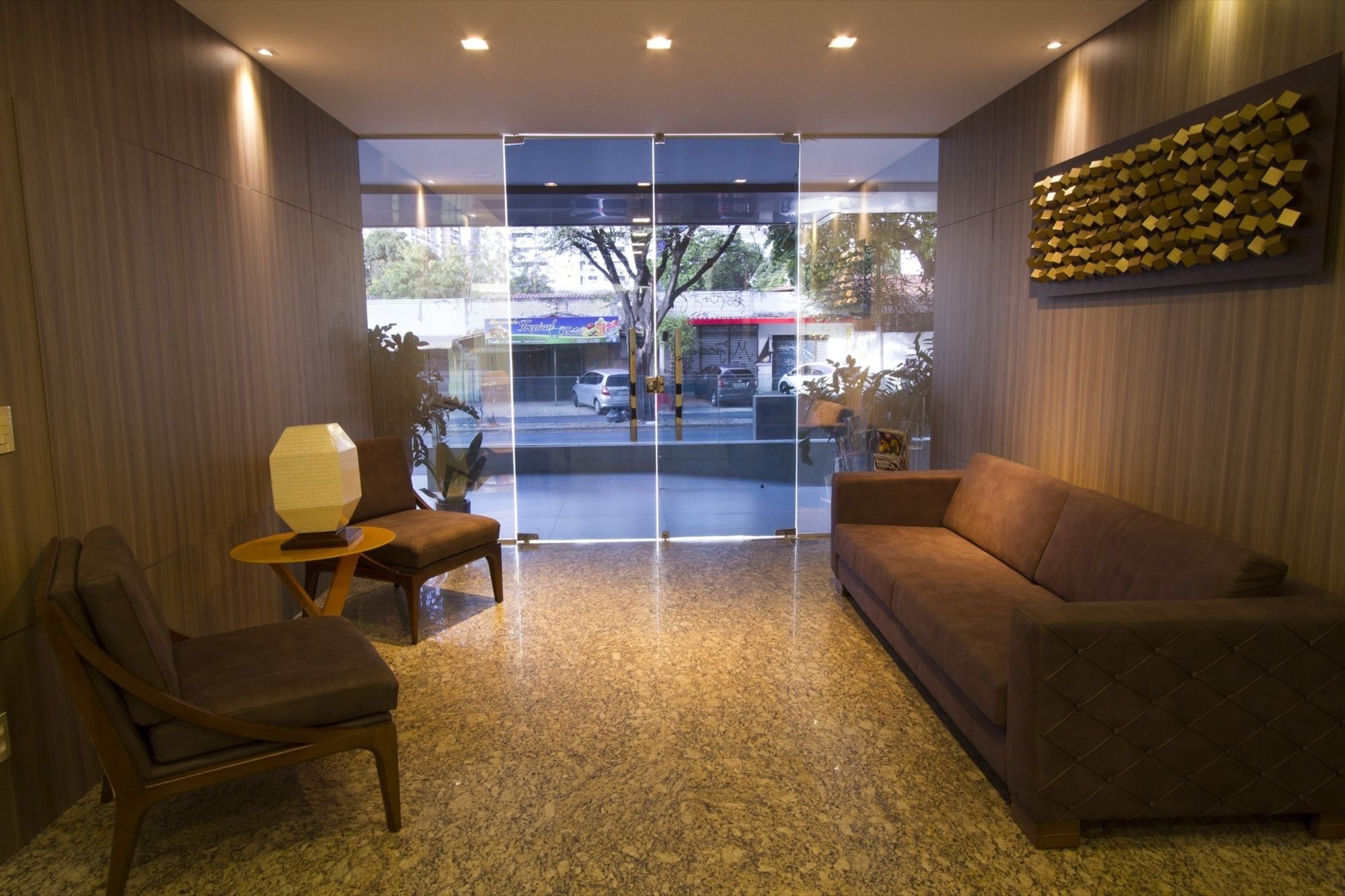 Фото San Phillip Flat Hotel