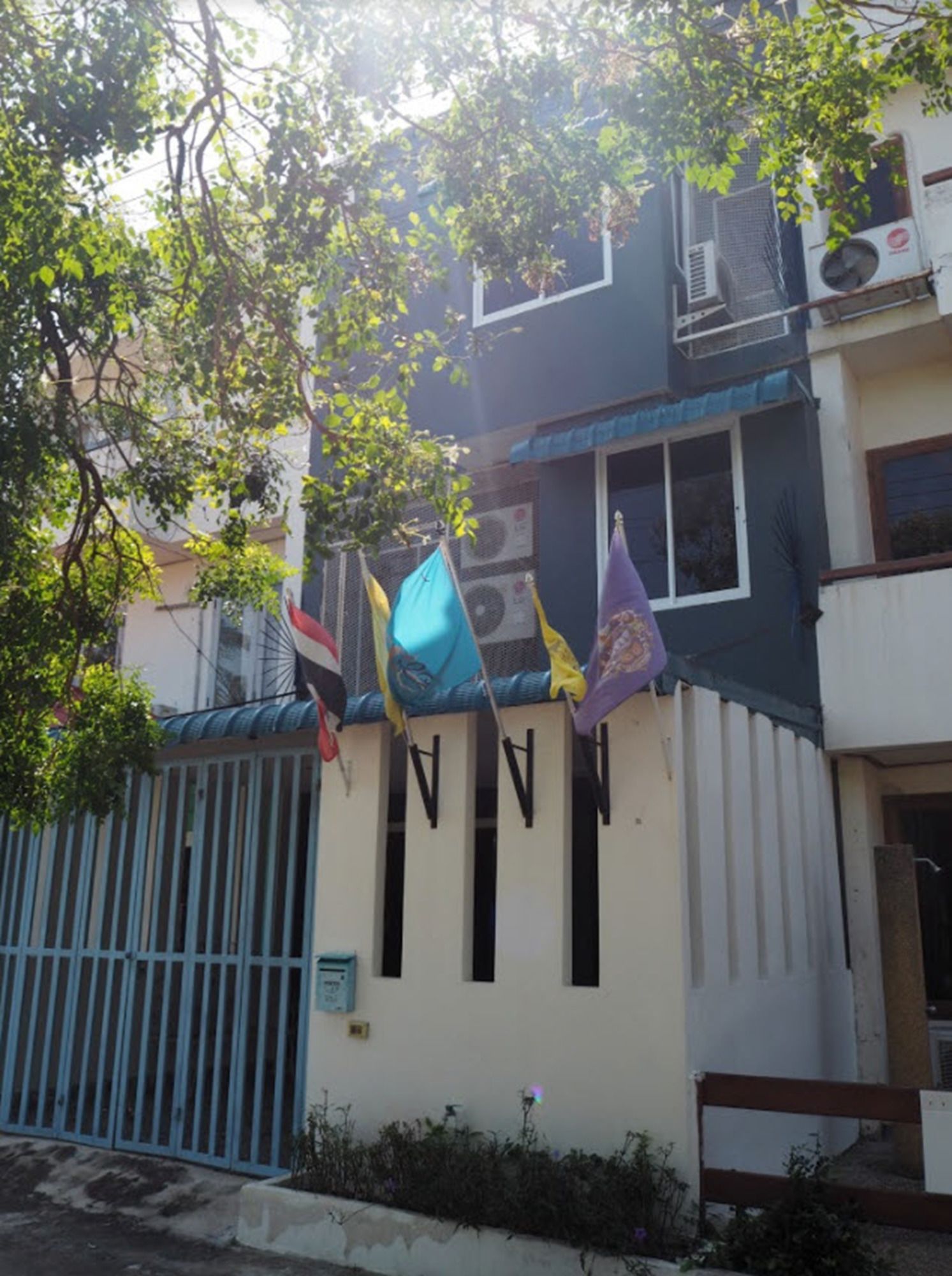 Фото отеля 2