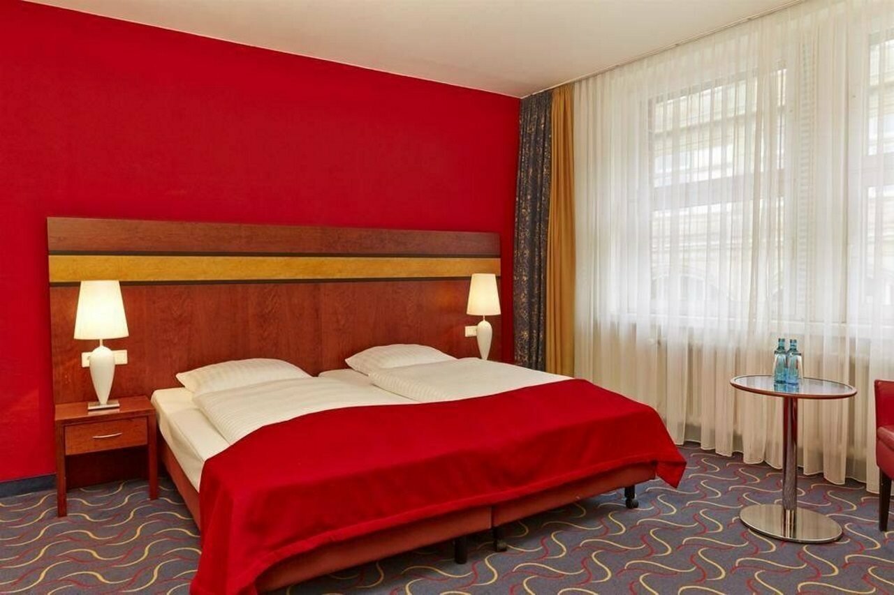 Фото H+ Hotel Bremen