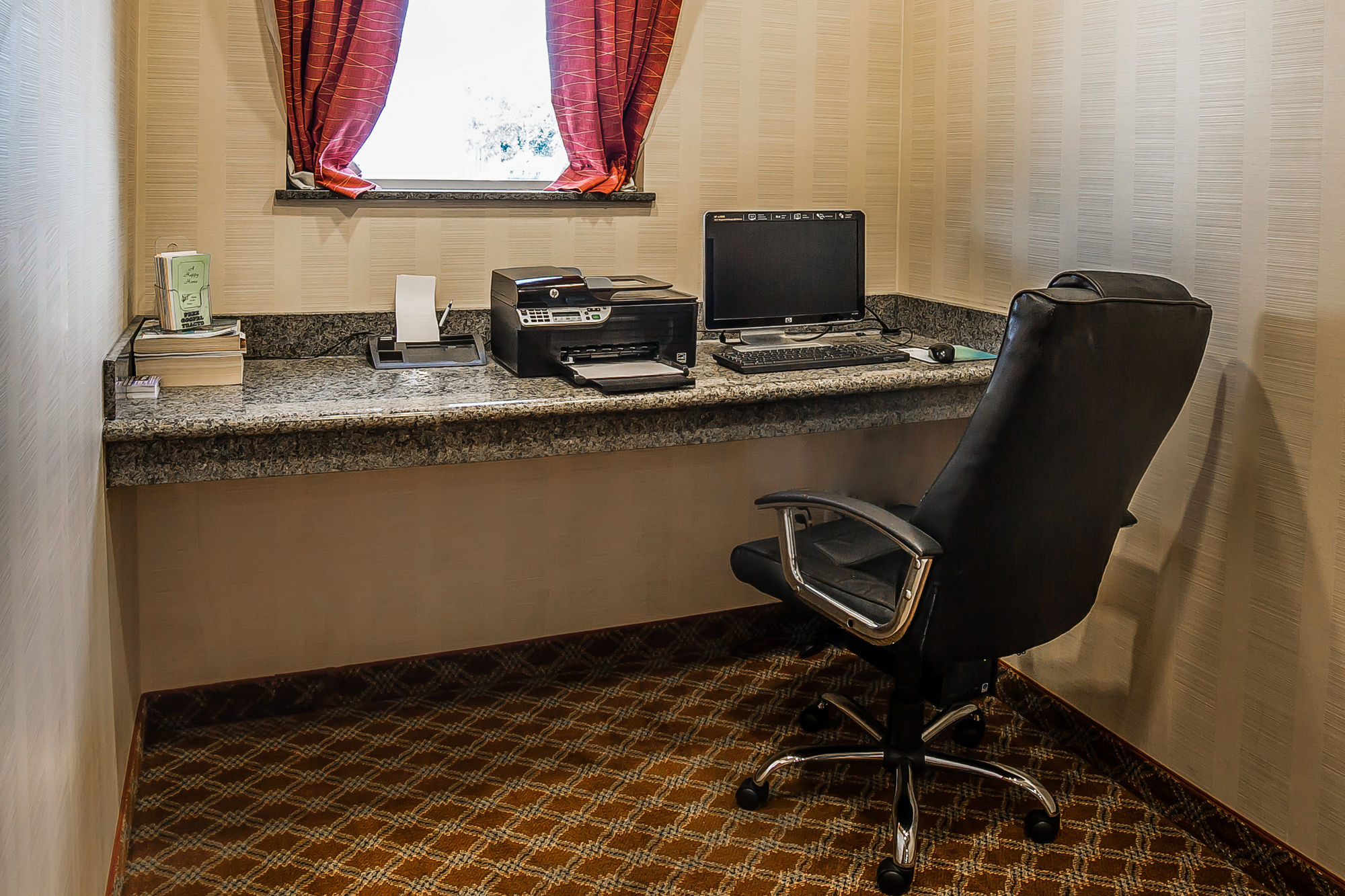 Фото Comfort Inn Ogden near Event Center