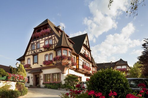 Гостиница Le Parc Hôtel Obernai & Yonaguni SPA в Мольсайме