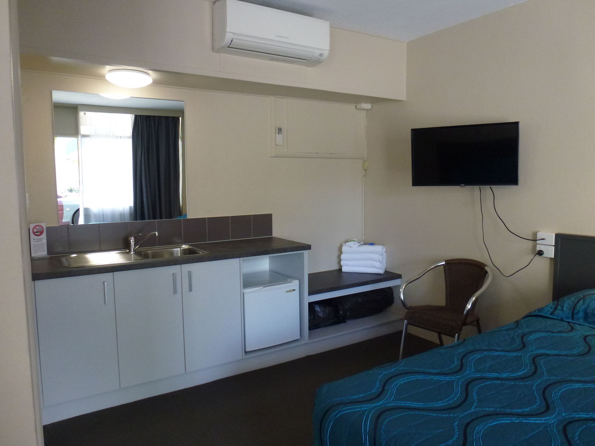 Фото Astor Hotel Motel