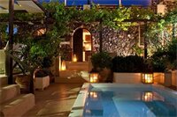 Фото Lava Suites and Lounge