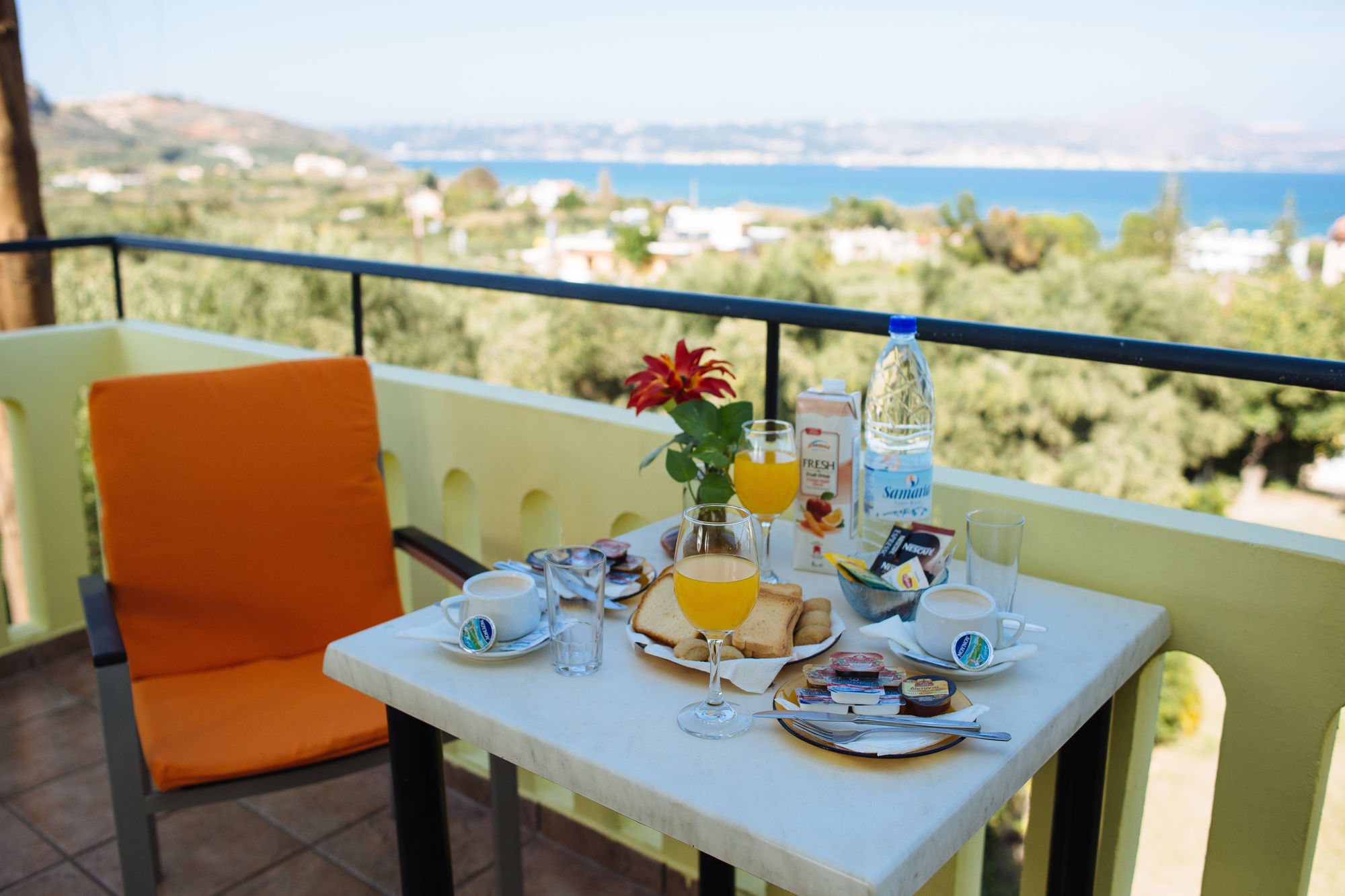 Фото Kalithea Apartments