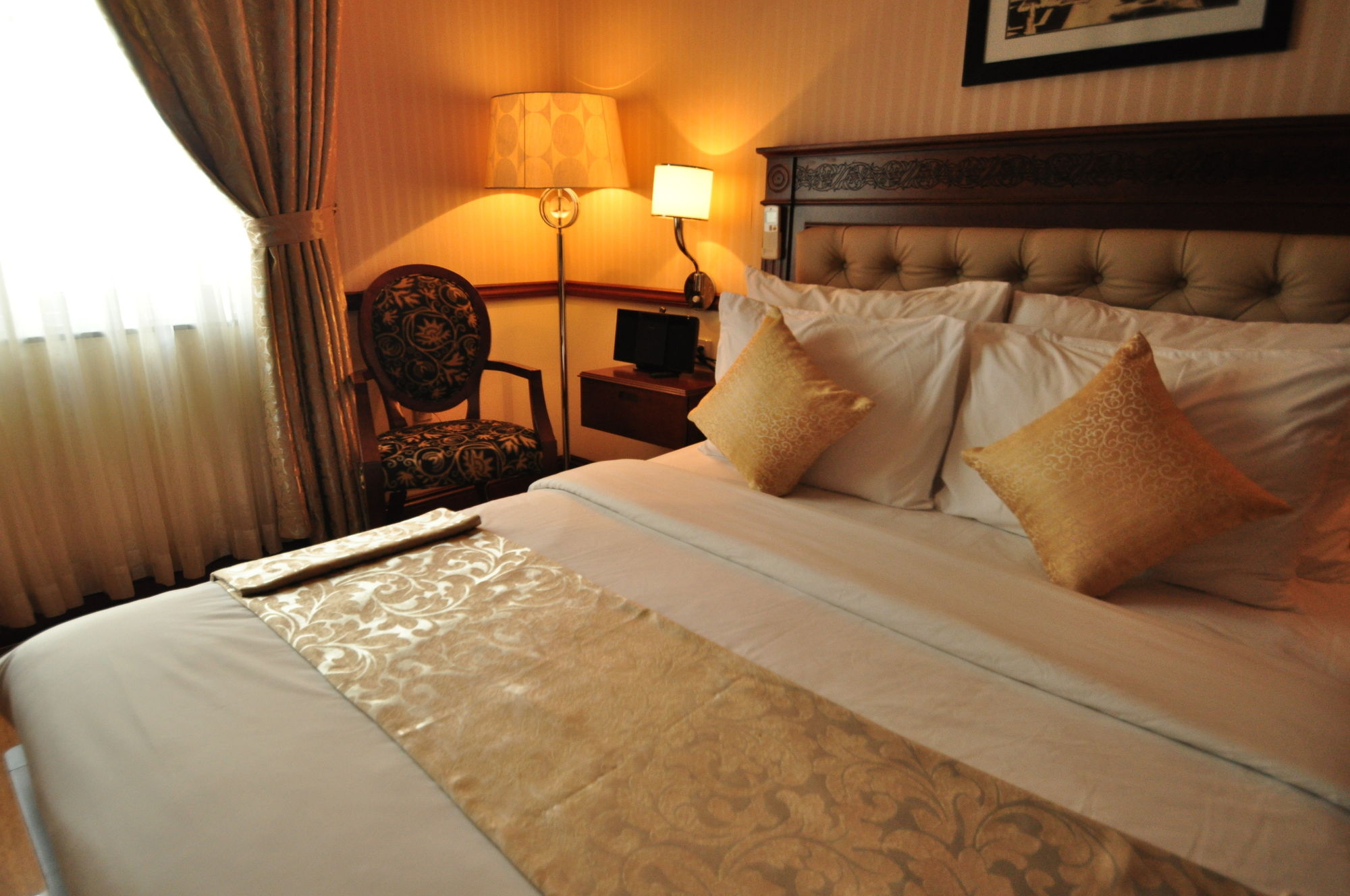 Фото Central Hotel and Residences