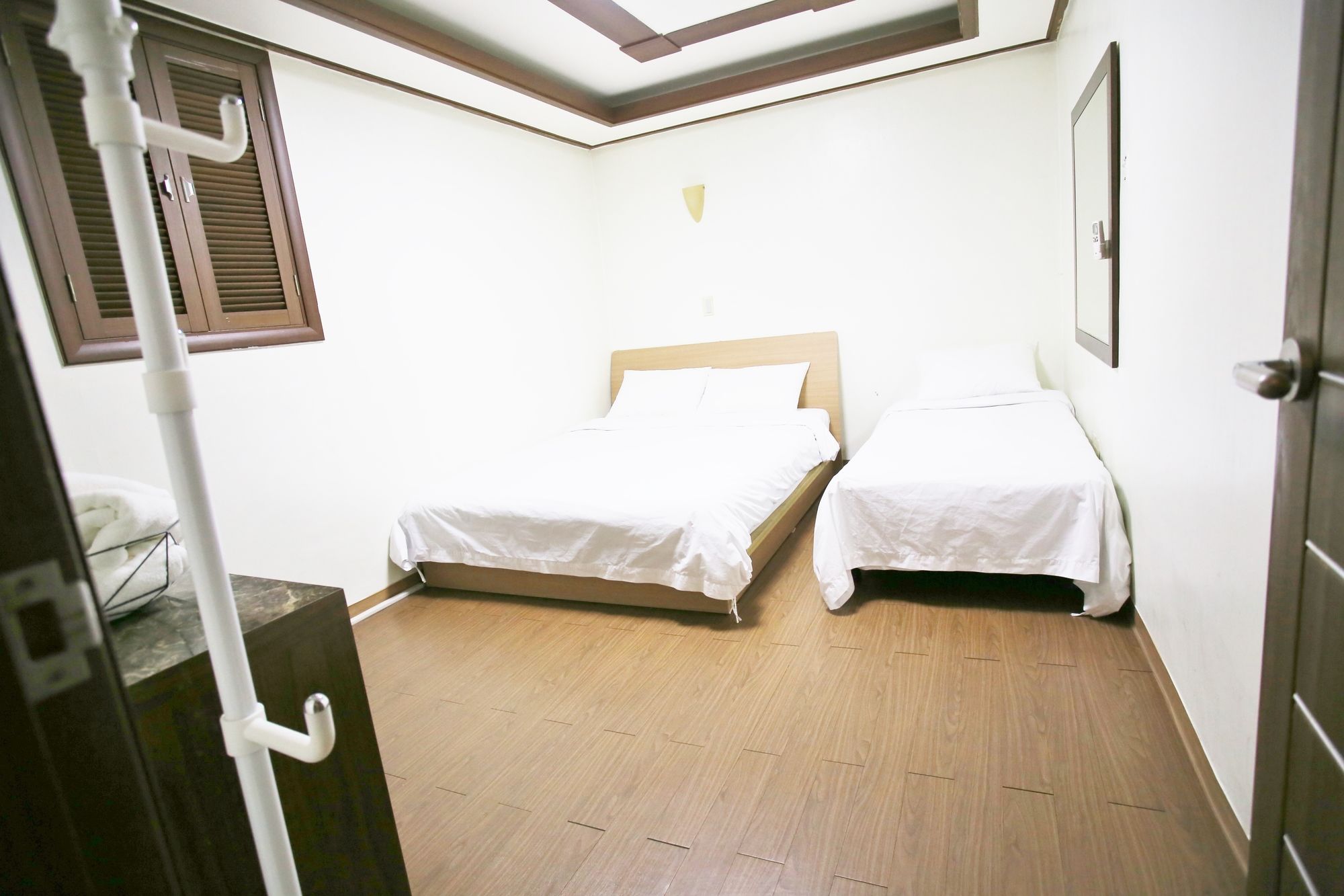 Фото Sinchon Sisters - Hostel