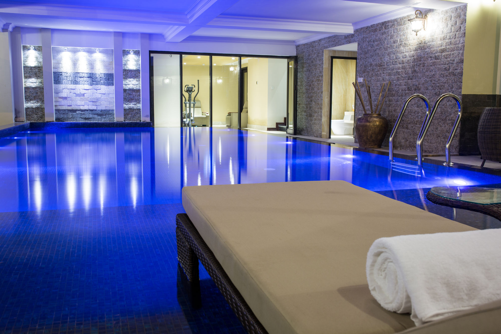 Фото Royal Riverside Hoi An Hotel