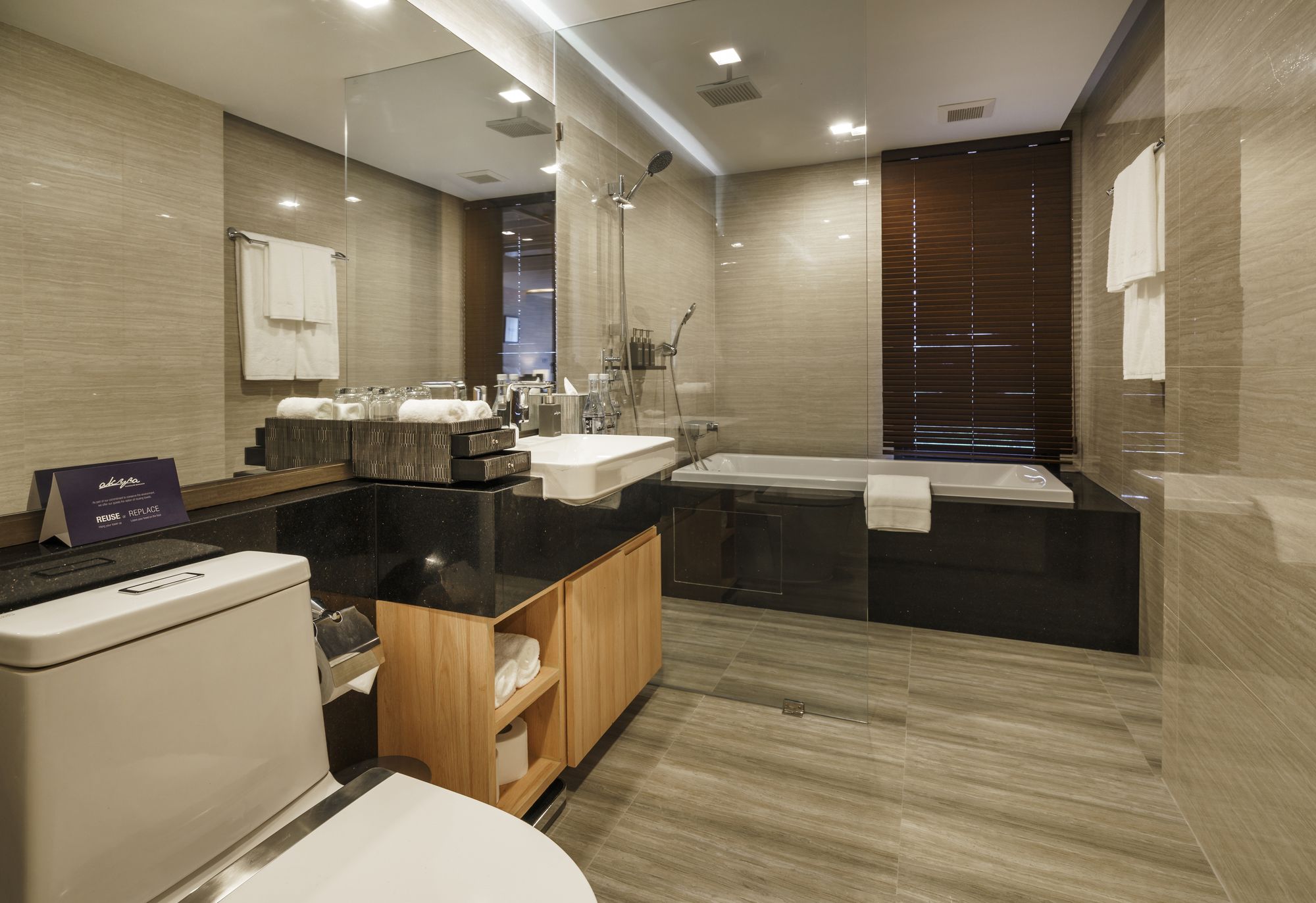 Фото Tastoria Collection Hotel Sukhumvit