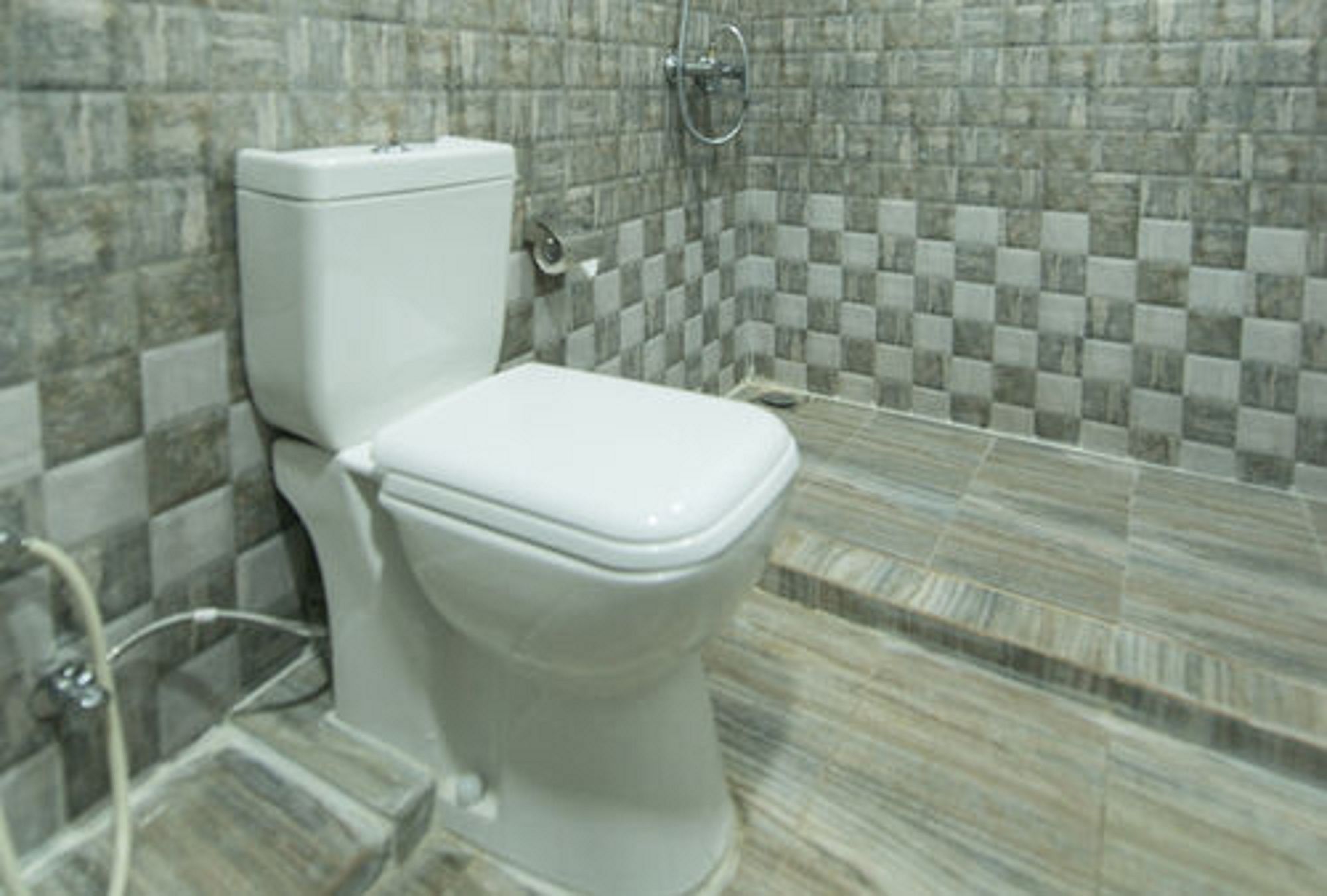 Фото Metro City Hotel