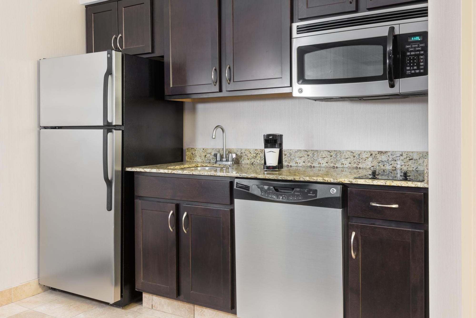 Фото Hampton Inn & Suites Buffalo Downtown