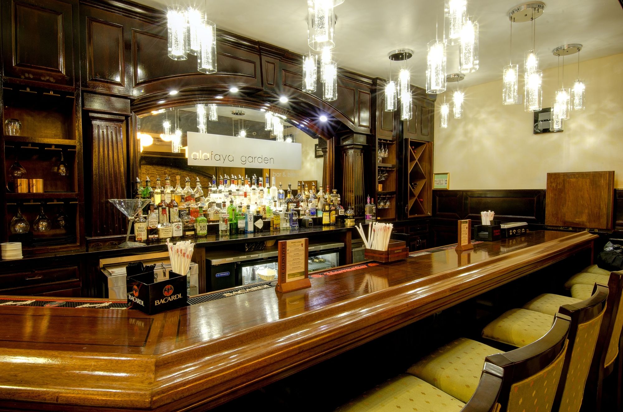 Фото Holiday Inn Orlando East - Ucf Area, an Ihg Hotel