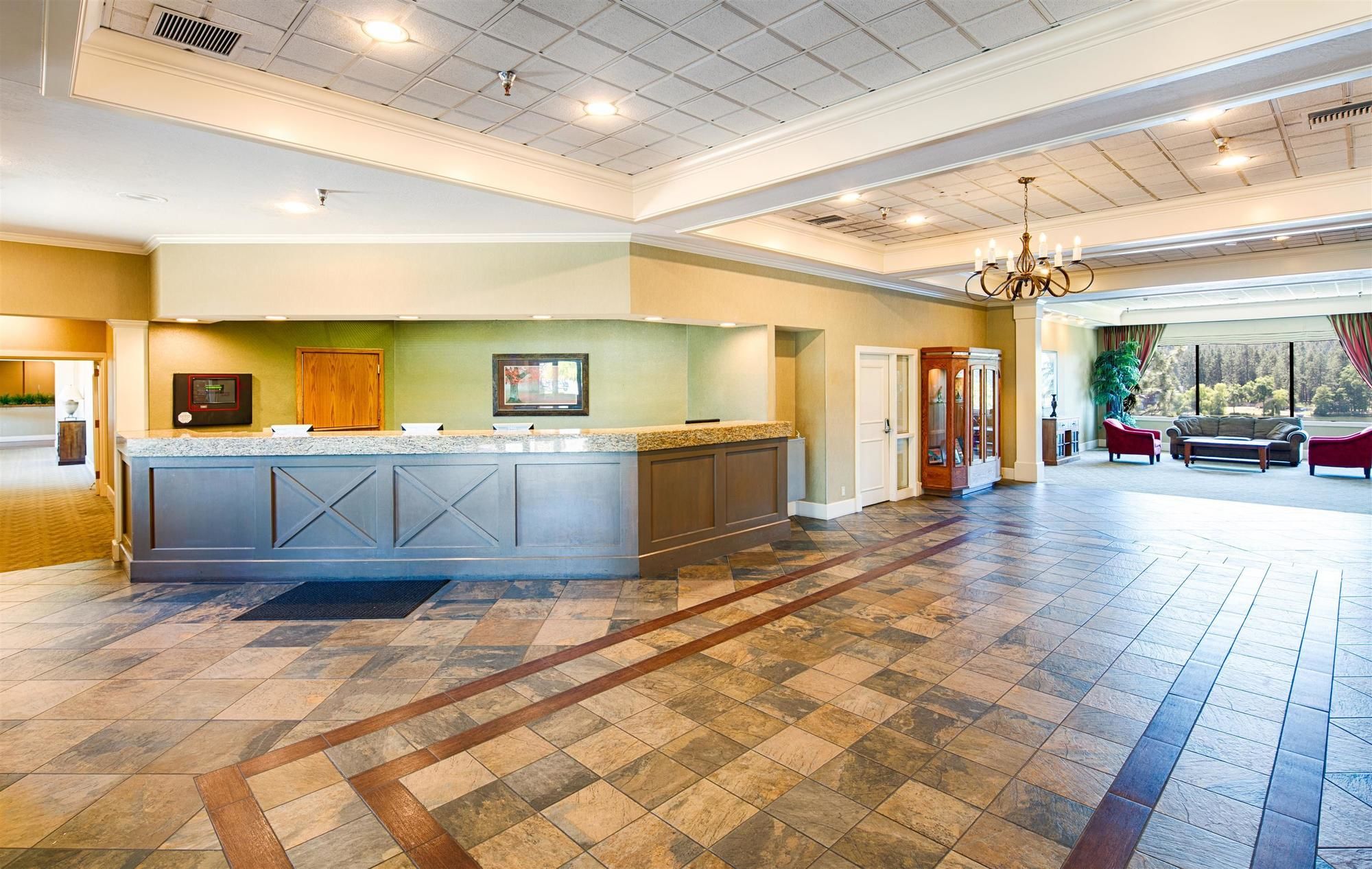 Фото Red Lion Hotel Templin's on the River