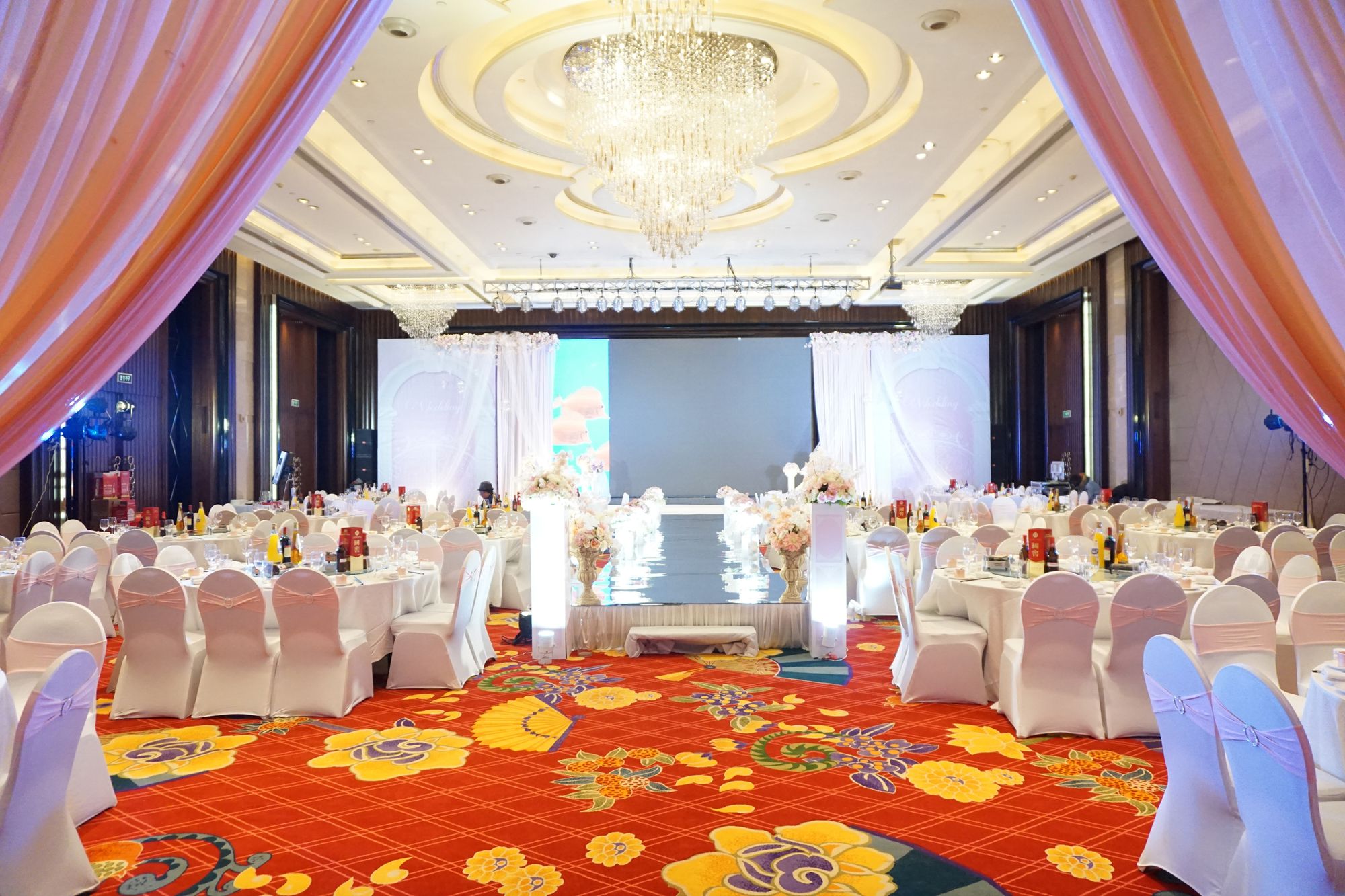 Фото 212268915704