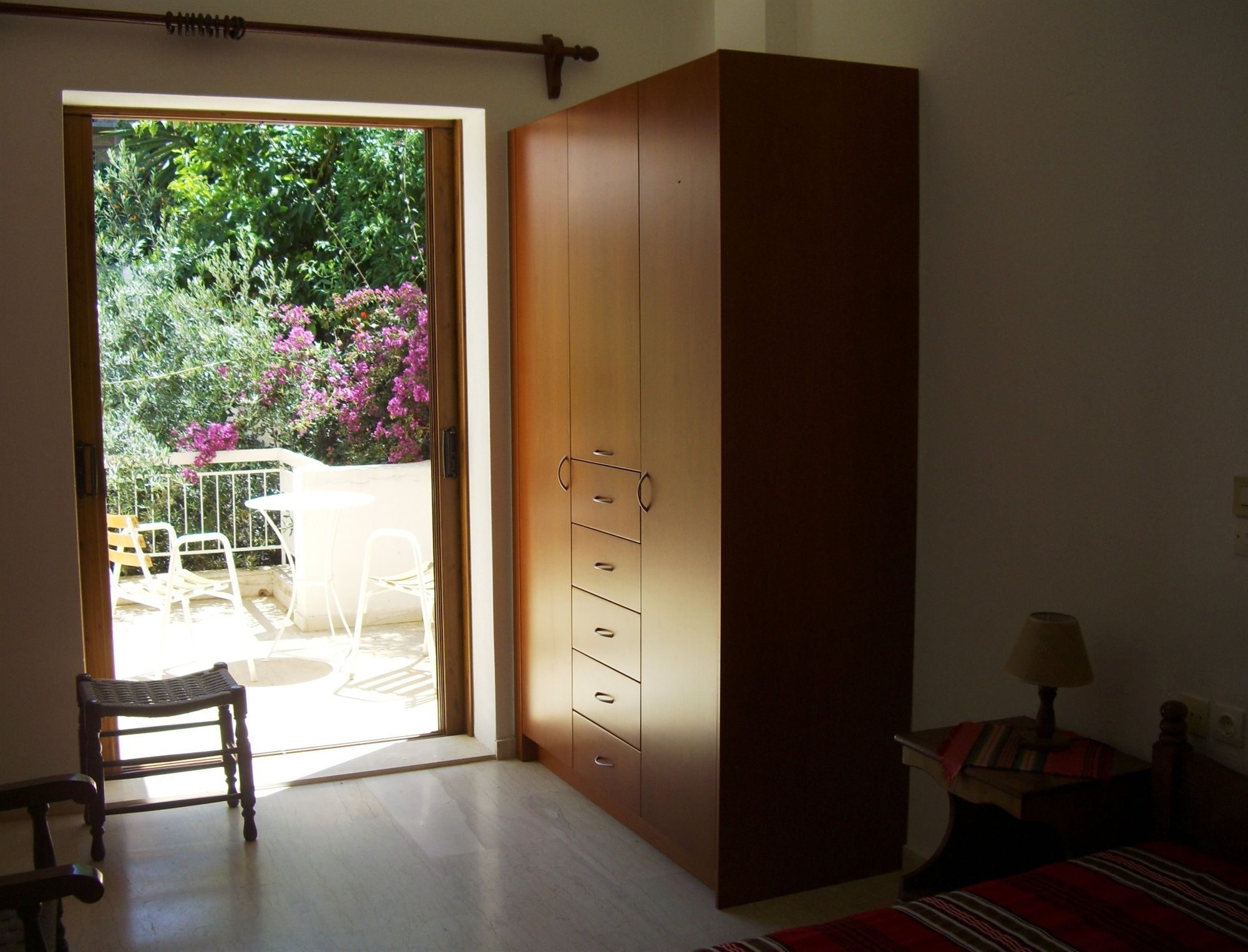 Фото Melas Apartments