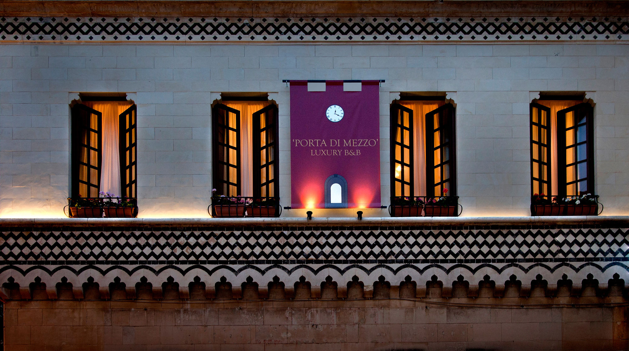 Фото Porta Di Mezzo Luxury B&b