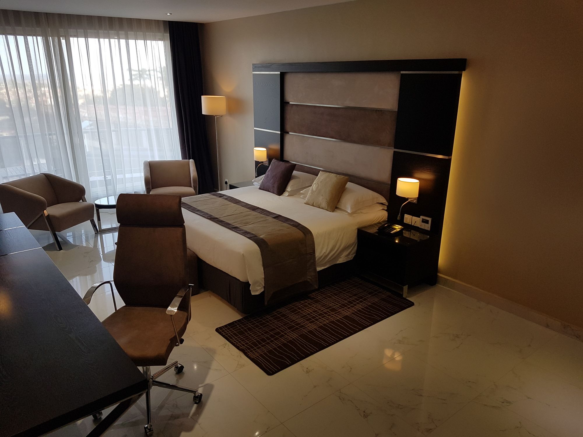 Фото Отель Protea Hotel by Marriott Kampala Skyz