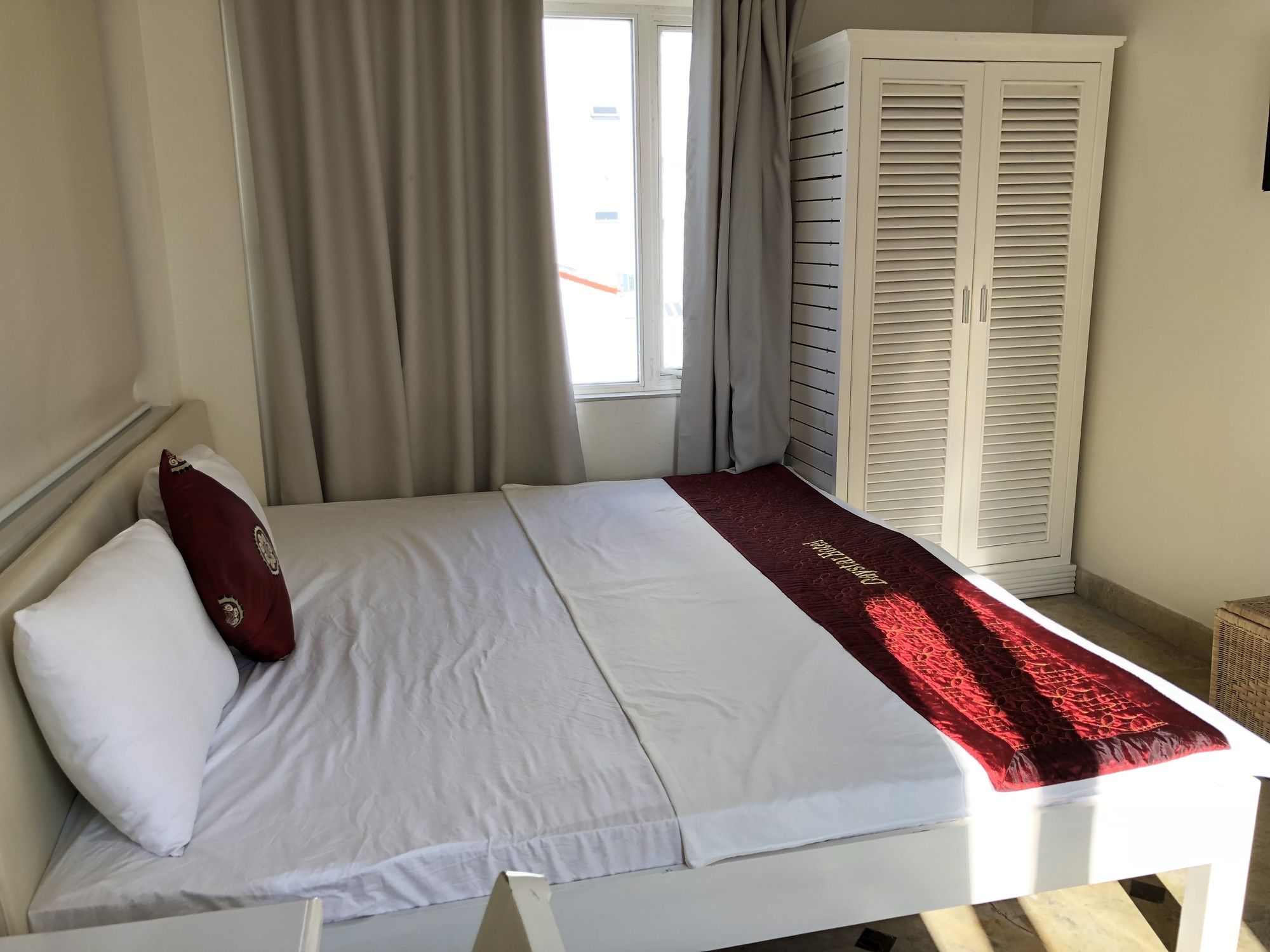 Фото Daystar Hotel