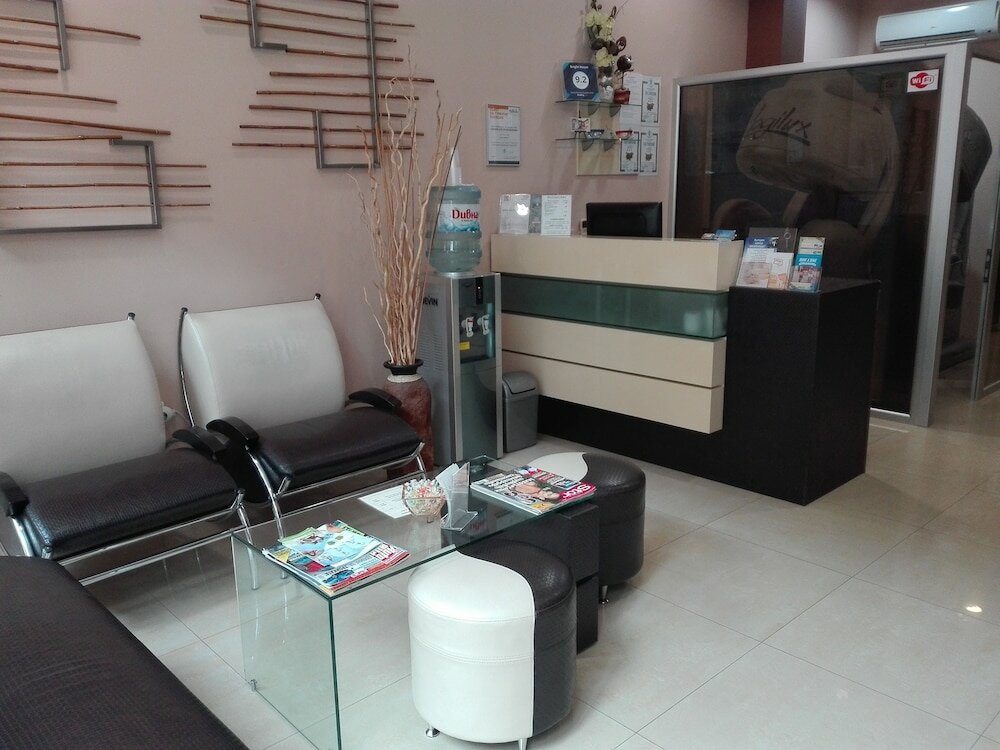 Фото Bright House