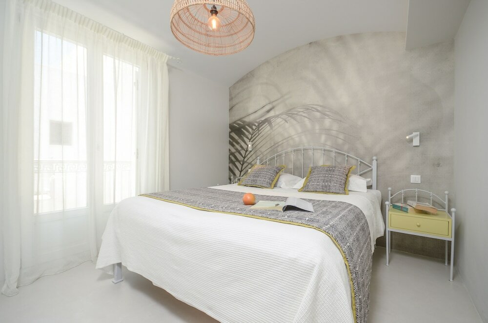 Фото Antony Suites - Adults Only