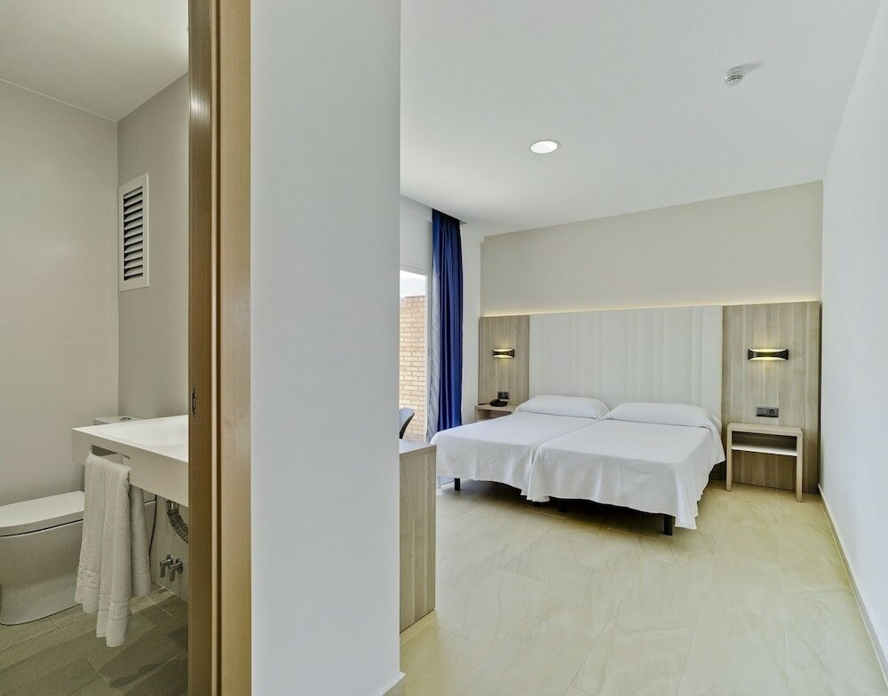 Фото Hotel Bristol Benidorm